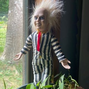 Vintage 1989 Beetlejuice Pullstring Talking Head Spinning Doll Collectible
